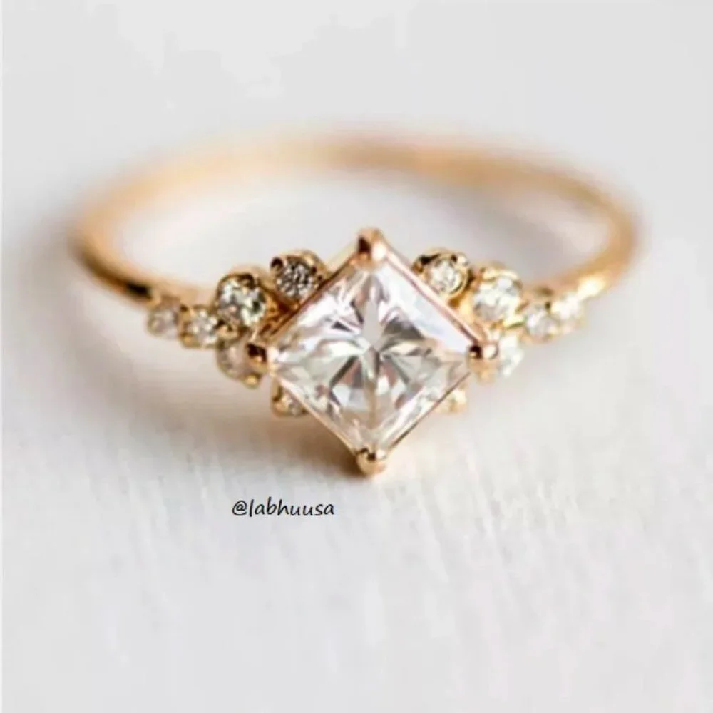 😍GORGEOUS MEN/WOMEN SQUARE DIAMOND💎18K GOLD FLOWER PRINCESS RING, LDMCM074-6